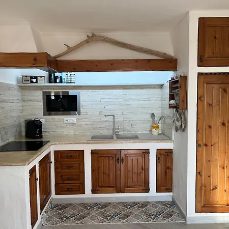 Semesterbostad Girasole *