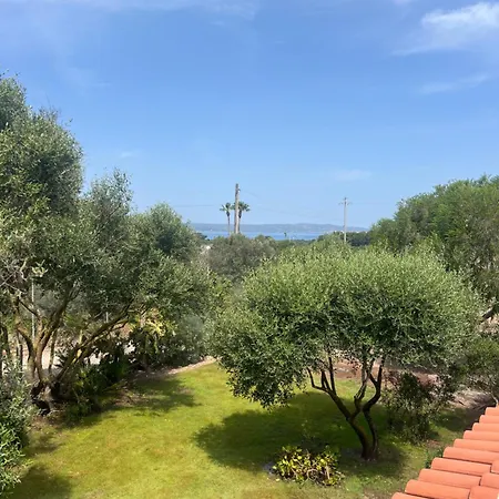 Girasole Semesterbostad *